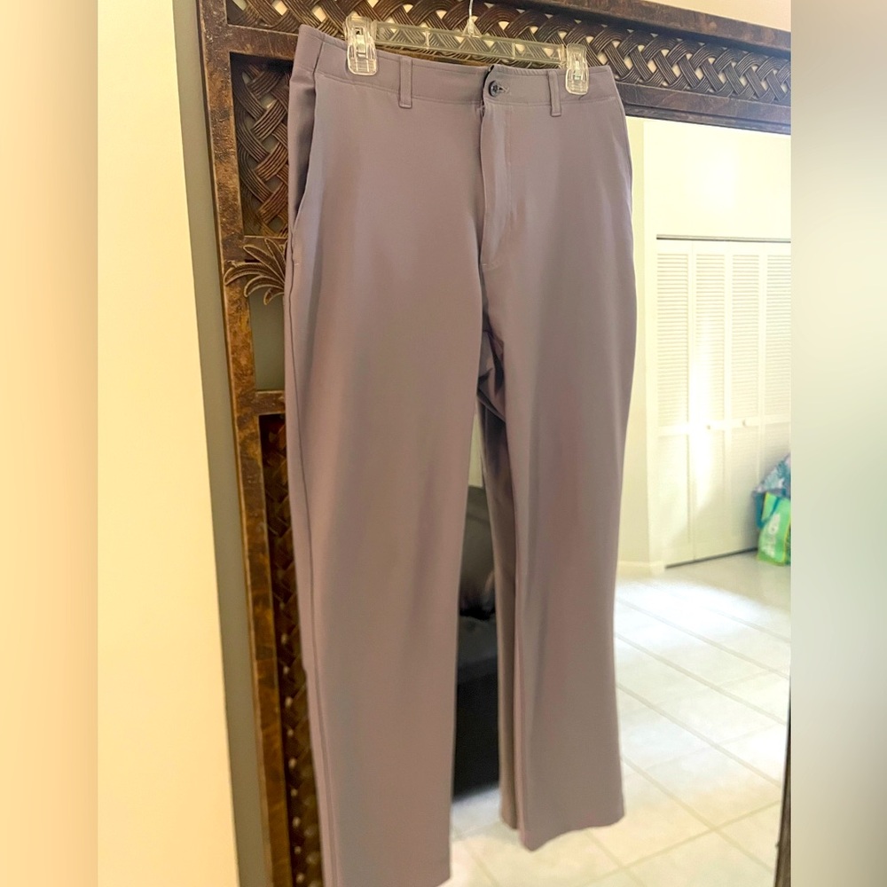 Men’s Pebble Beach Grey Golf pants Size 32’30